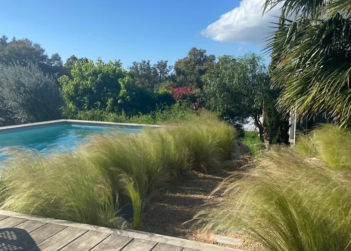 Palombaggia Camara - فندق مبيت وإفطار *