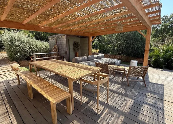 Palombaggia Camara - فندق مبيت وإفطار ليسي