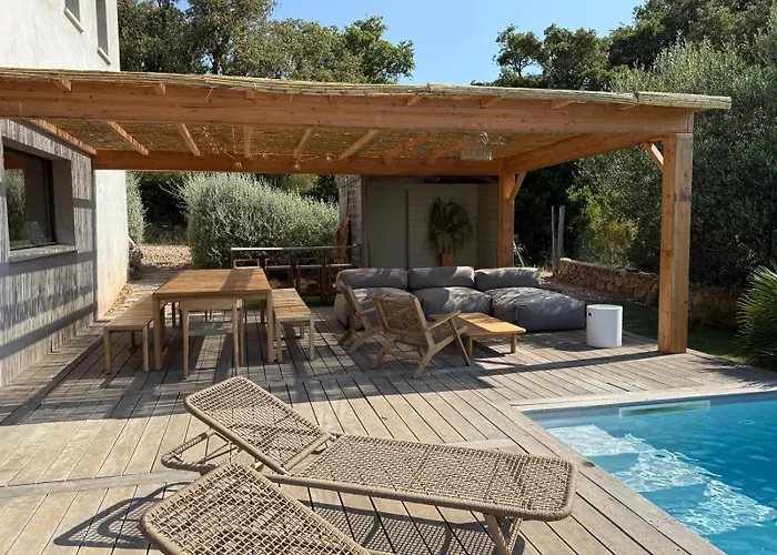 Palombaggia Camara - *